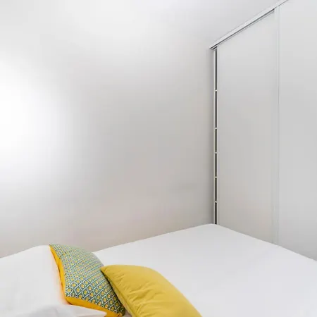 דירה Brand New One Bedroom 2min Walk To Carlton *