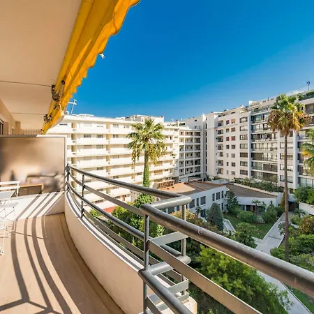 דירה Brand New One Bedroom 2min Walk To Carlton